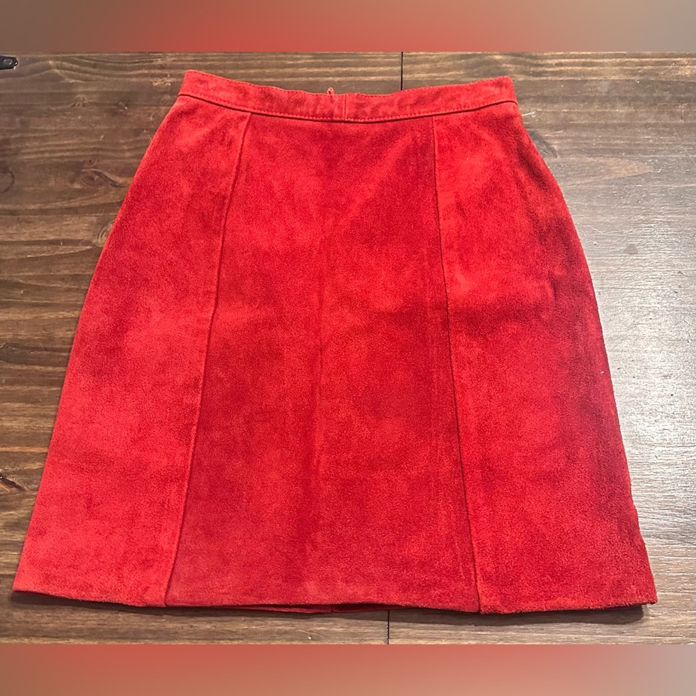 Vintage Red Suede Mini Skirt Size 5/6 -fits small (see info) USA Made - Picture 3 of 12